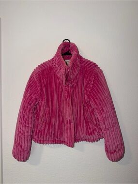 Urban Outfitters - Pink corduroy puffer